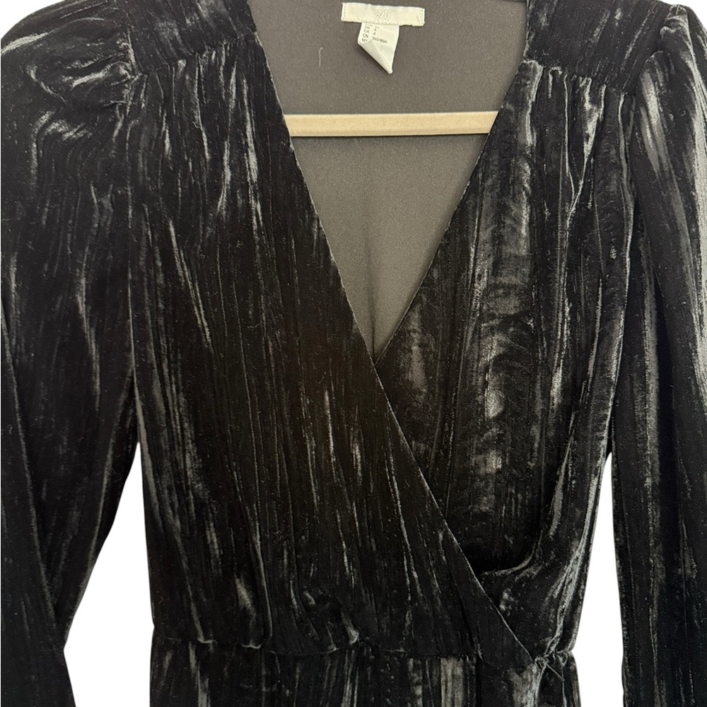 Velvet Wrap-Front Long Sleeve Mini Dress - Black - Picture 4 of 4